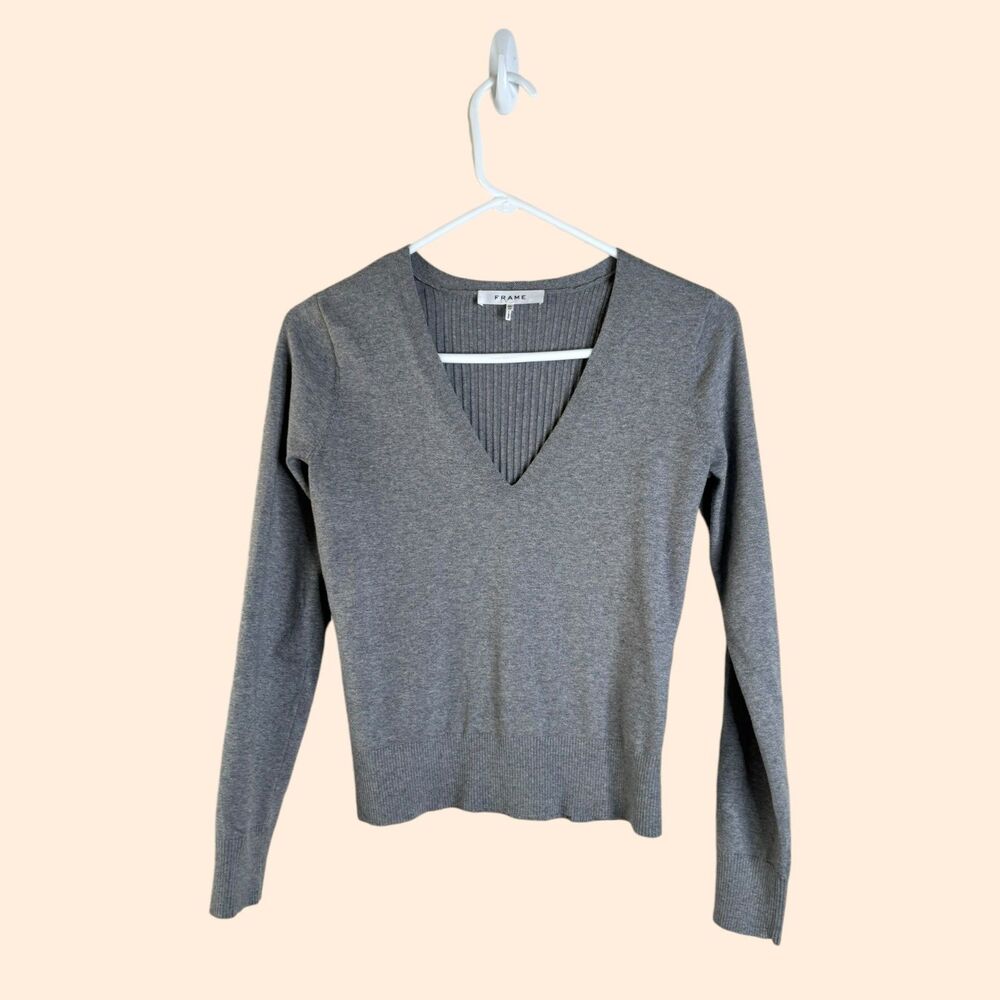FRAME Luxe V Neck Sweater